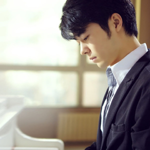 美女全裸被操图片
